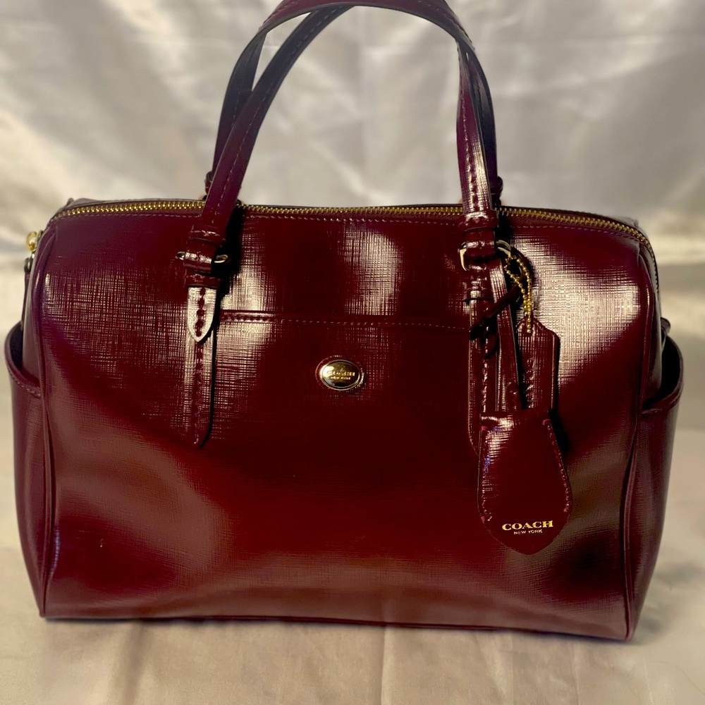 Beautiful Red Coach Bag in excellent condition.